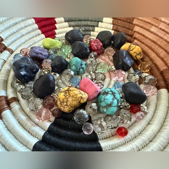 Crafters Jewelry Lot - Assorted Beads, Stones, & Rhinestones - Picture 1 of 3